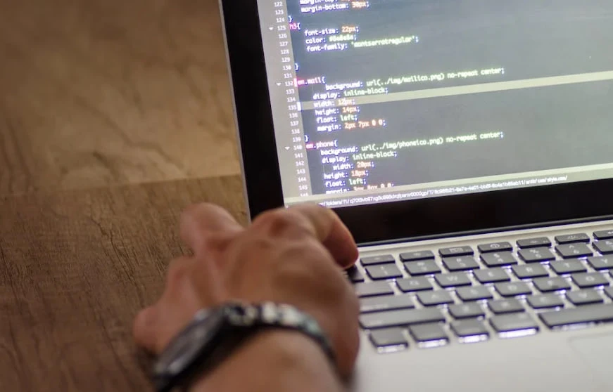 Top 5 Frameworks for Web3: Rust, Solana, Solidity, Move, EVM